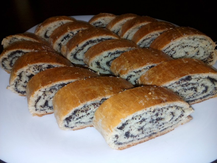 Рулетики с маком