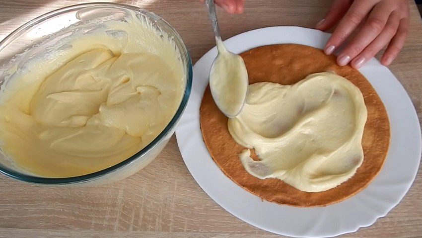 Приготовление яично-сахарной массы