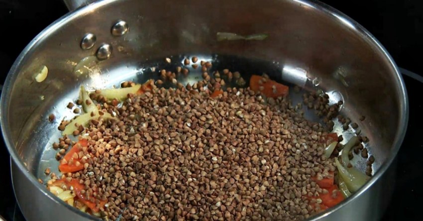 Гречневая каша с овощами