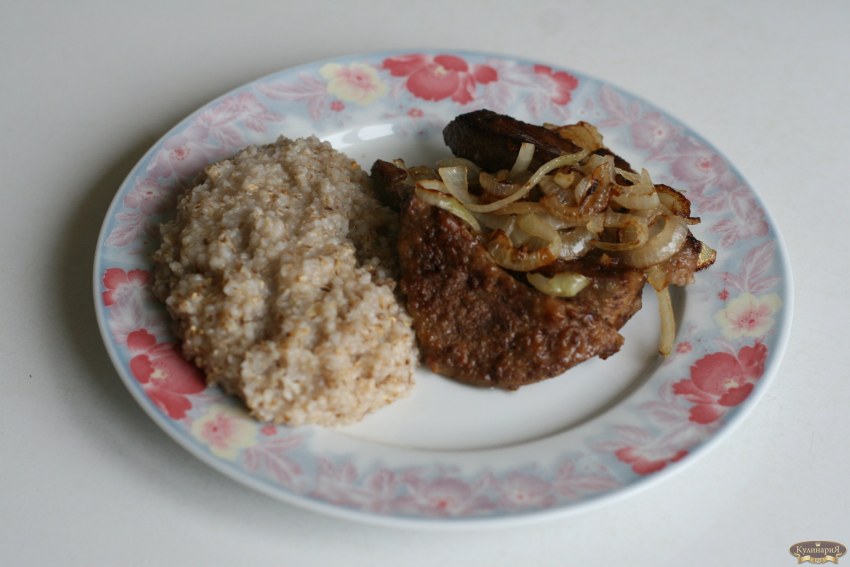 Гречка с овощами и курицей в духовке