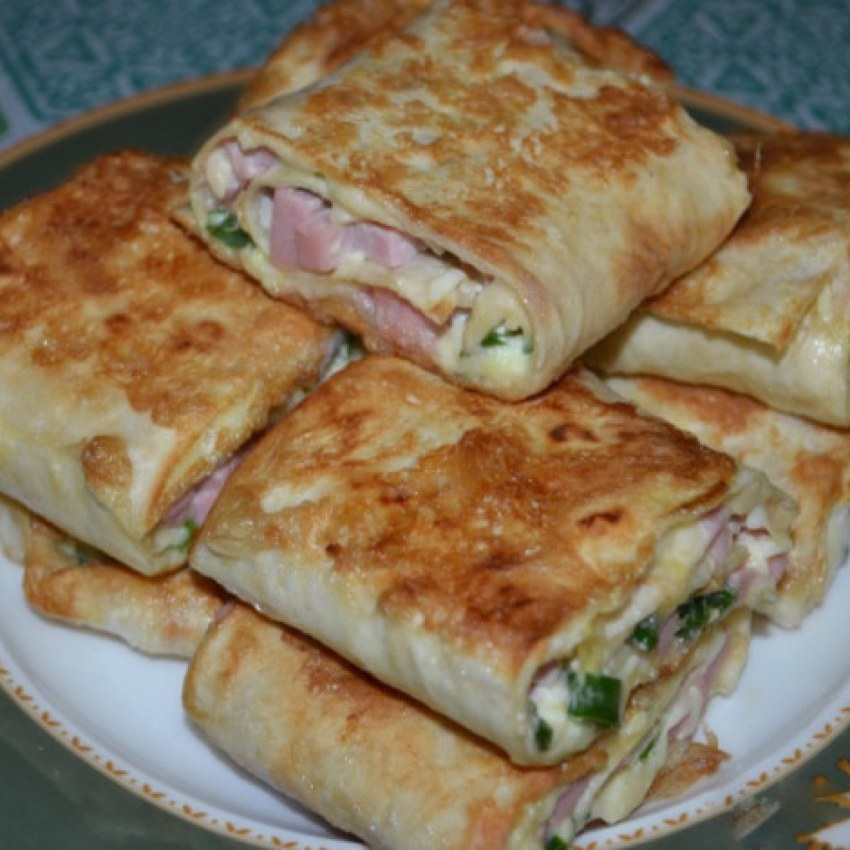 Лаваш с ветчиной и сыром