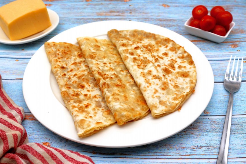 Вкусные бутерброды из лаваша