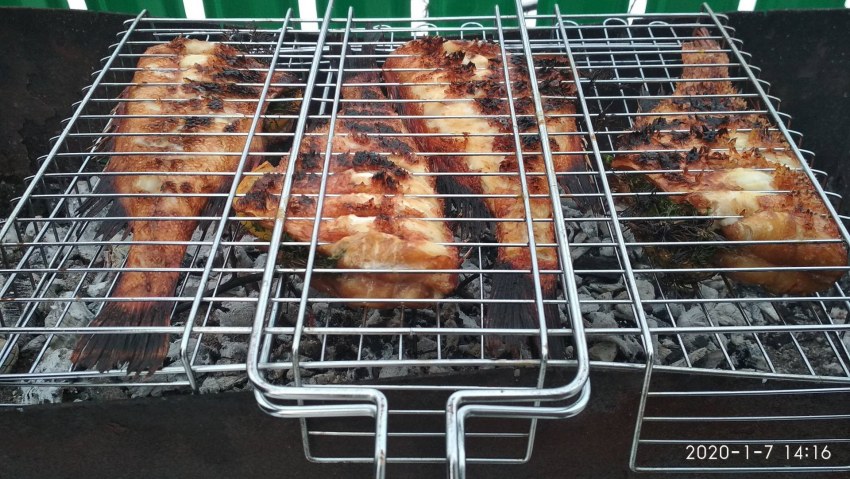 Окунь с овощами