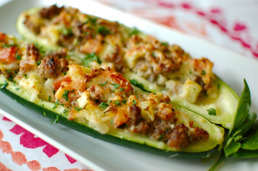 Запеканка с фаршем и картофелем в духовке с сыром и помидорами