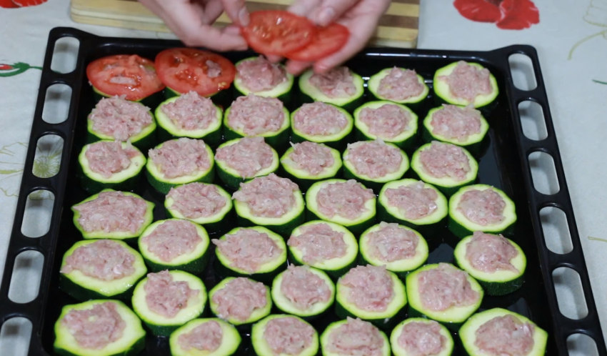 Фаршированные кабачки пенечки