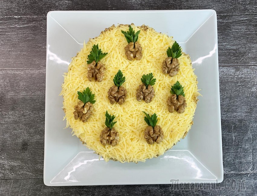 Салат с ананасом очень нежный