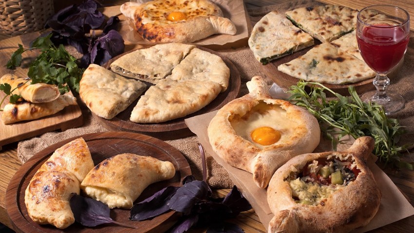 Маленькие пирожки с мясом