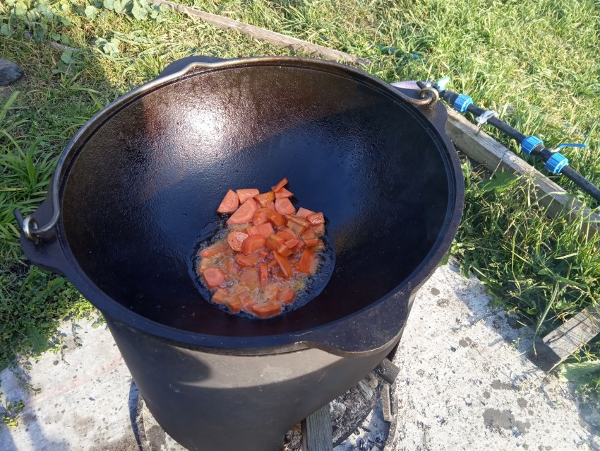 Ребрышки в казане мангале