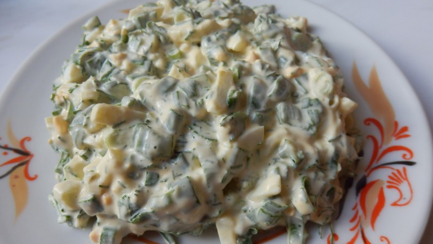 Ингредиенты для крабового салата с кукурузой