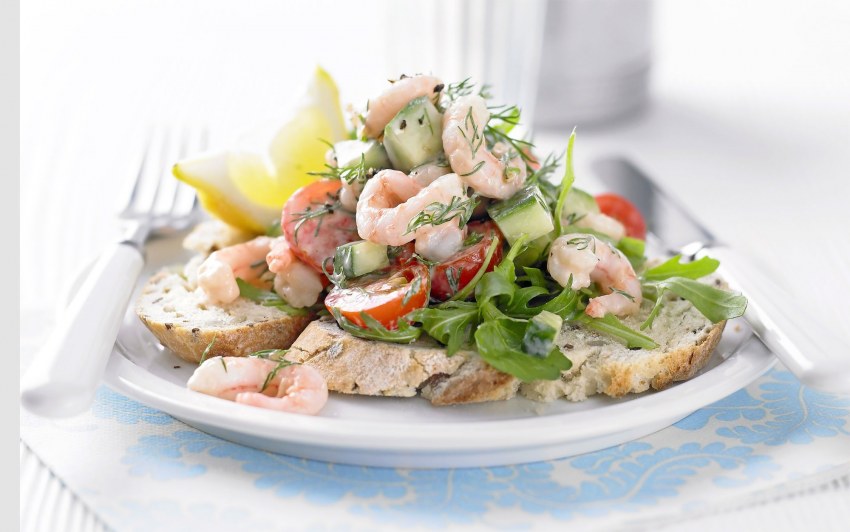 Салат морской коктейль