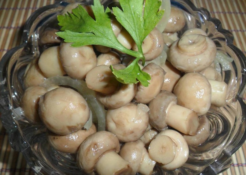 Маринованные шампиньоны