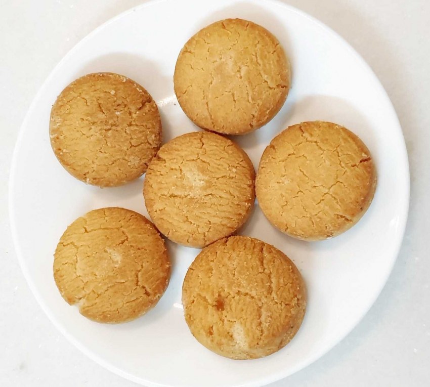 Коржики из столовой с цифрой