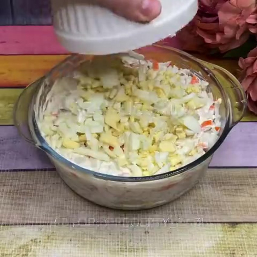 Салат Обжорка с сухариками