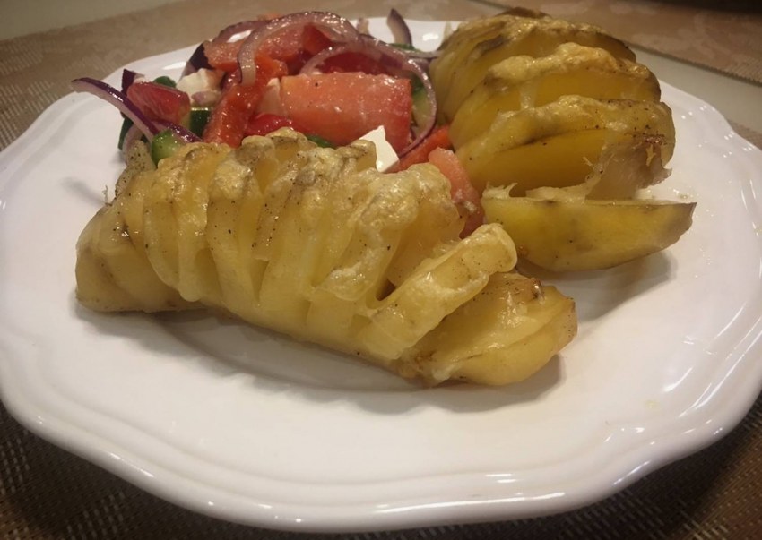 Картошка гармошка с салом