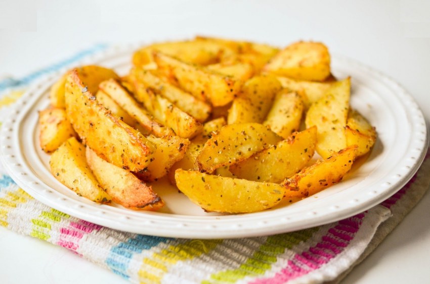 Картофель дольками