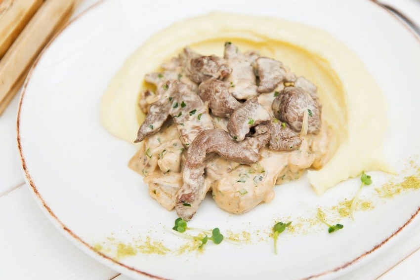 Закуска в лаваше курица ананасы