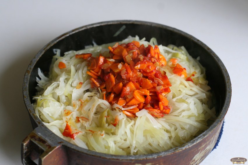 Тушеная капуста с грибами
