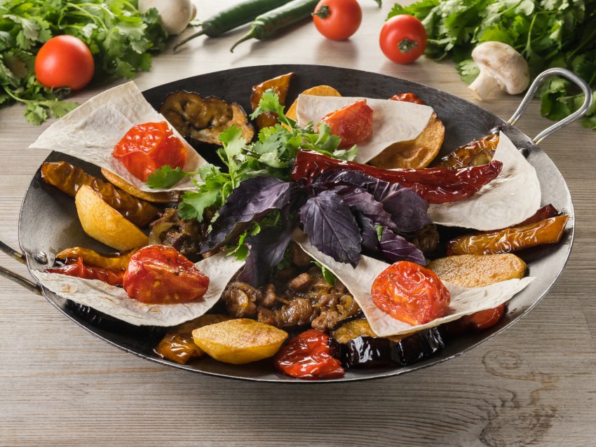 Садж Кавказская кухня