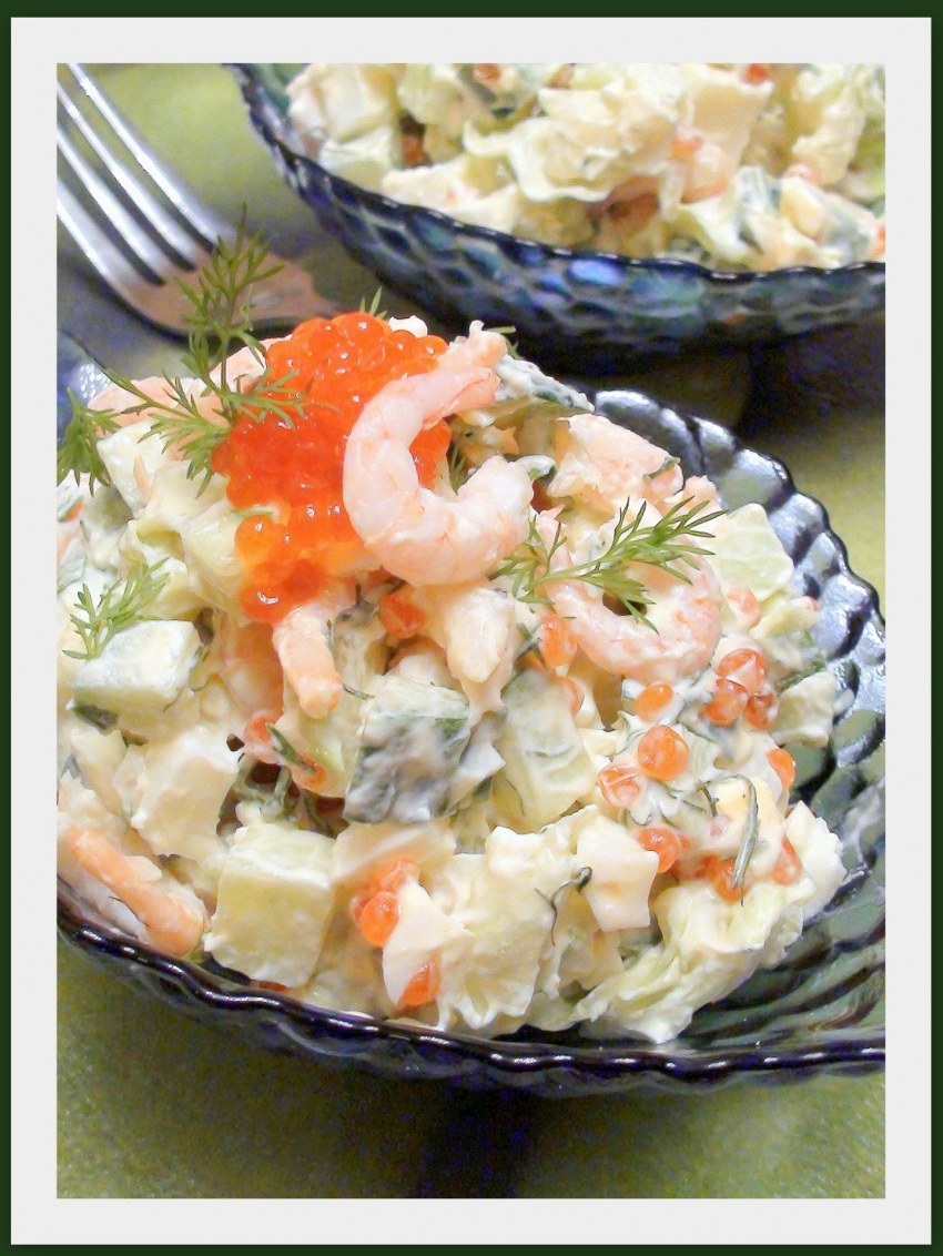 Салат с айсбергом и курицей