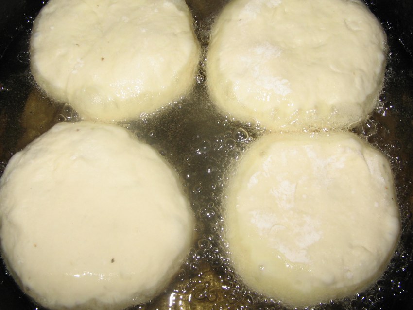 Печеные пирожки с ливером