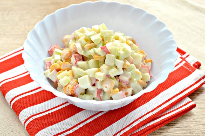 Салат с плавленным сыром