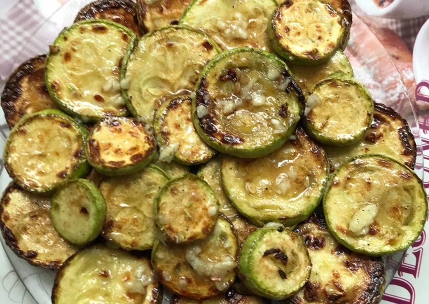 Кабачки тушеные с майонезом