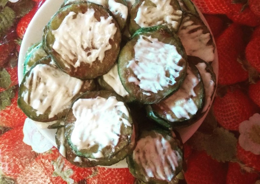 Жареные кабачки с чесноком