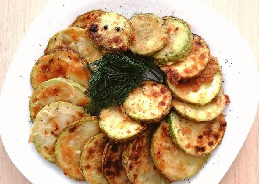 Жареные кабачки с чесноком