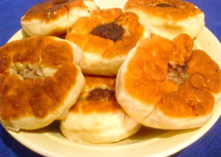 Маленькие беляшики с мясом на кефире рецепт с фото