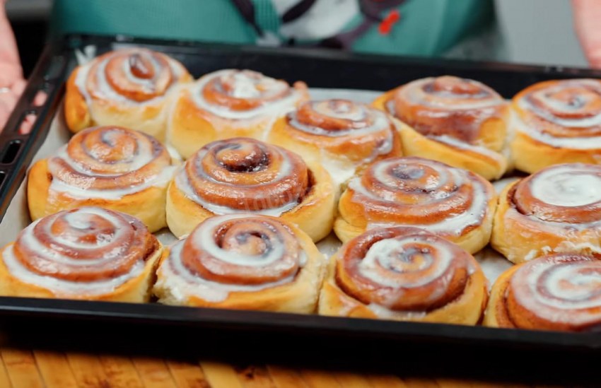 Cinnabon булочки с корицей