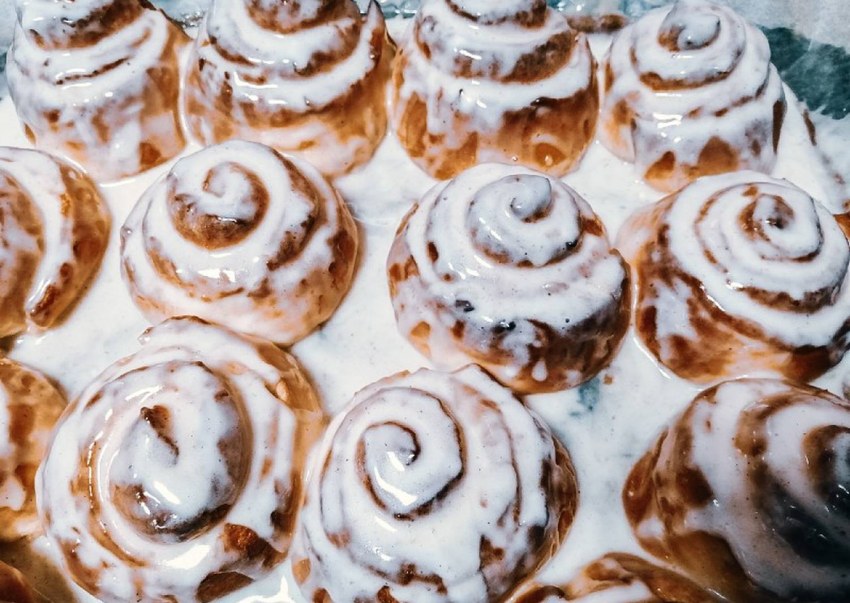 Cinnabon Roll