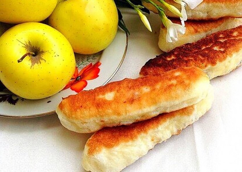 Пирожки жареные с джемом