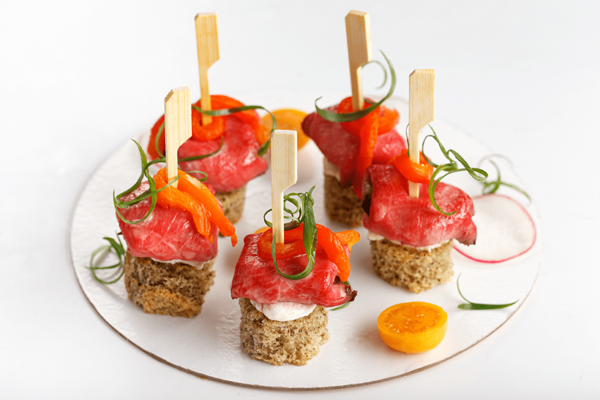 Канапе брынза черри маслины