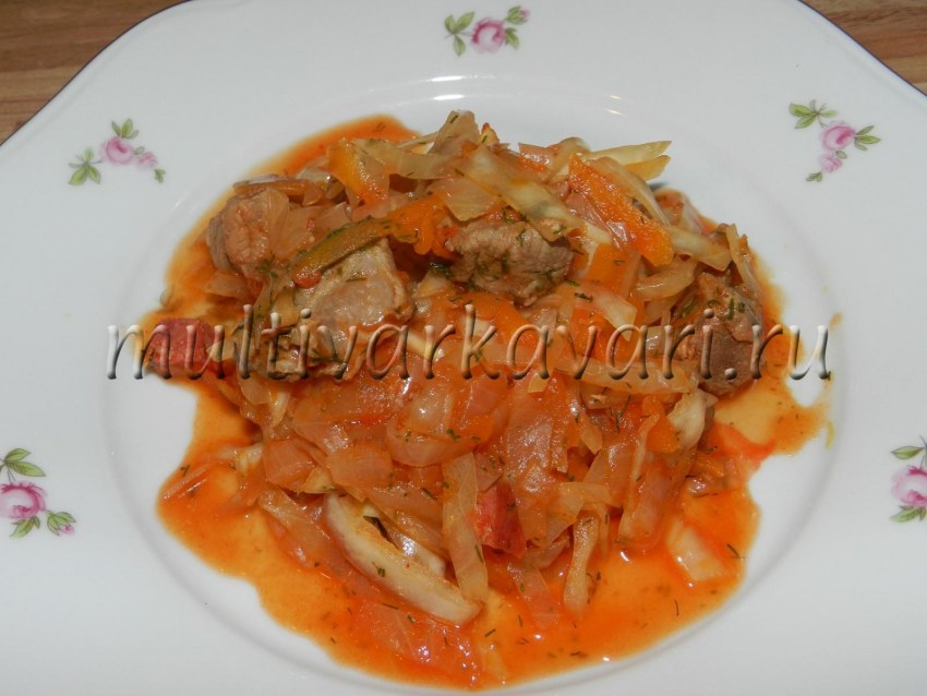 Капуста тушеная со свининой