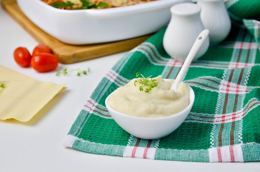 Соус бешамель с мускатным орехом