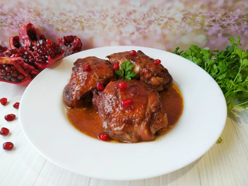 Курица в гранатовом маринаде