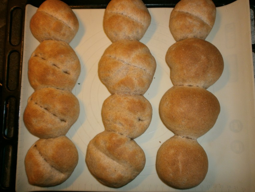Булочки из пшеничной и овсяной муки