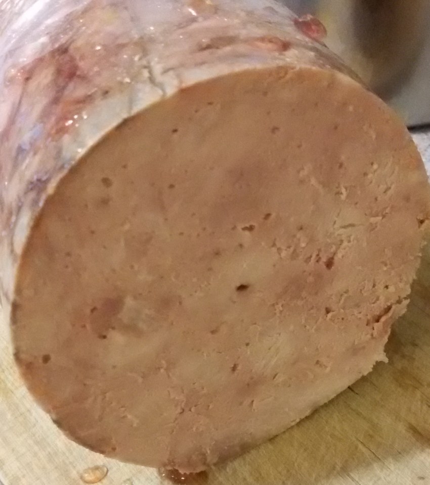Колбаса из ветчинницы