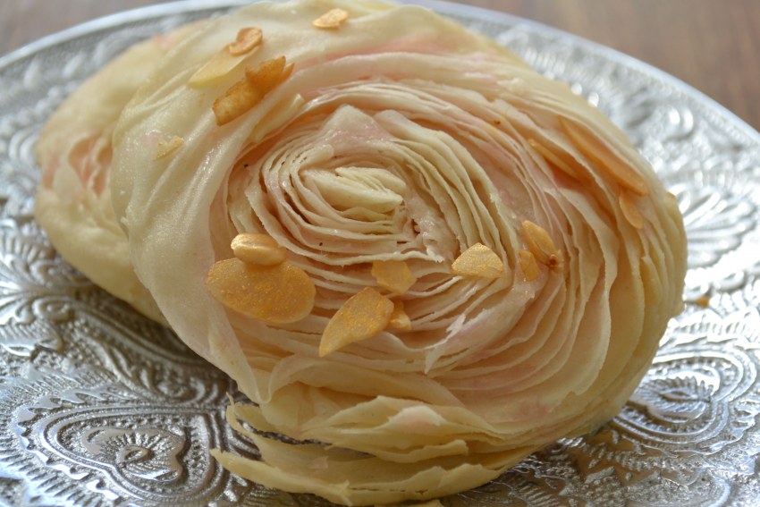 Красивый индийский пирог