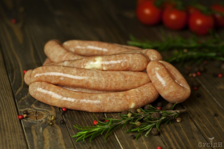 Колбаса полукопченая куриная салями