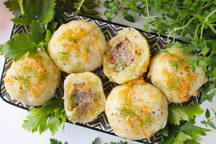 Клецки с мясом картофельные