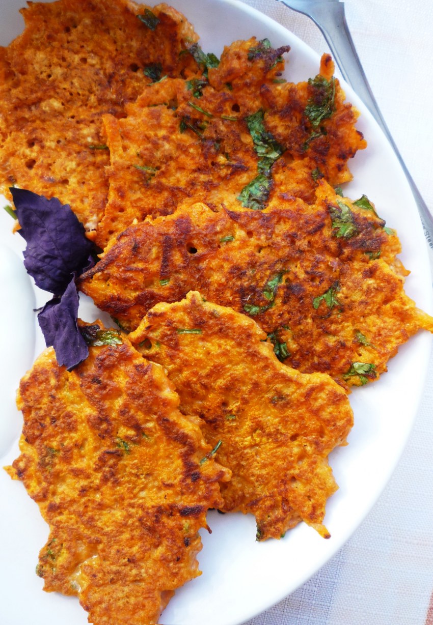 Морковные оладьи с манкой