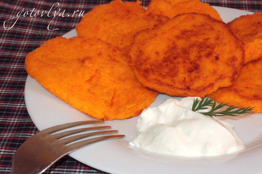 Морковные оладьи ккал