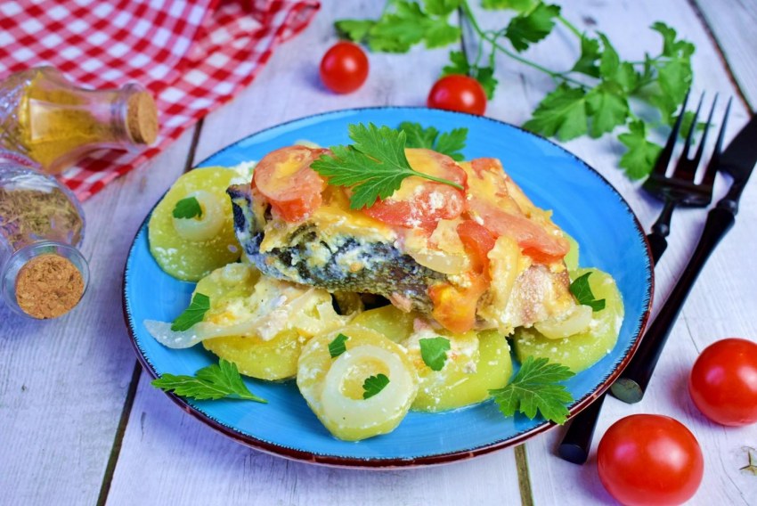 Горбуша с овощами