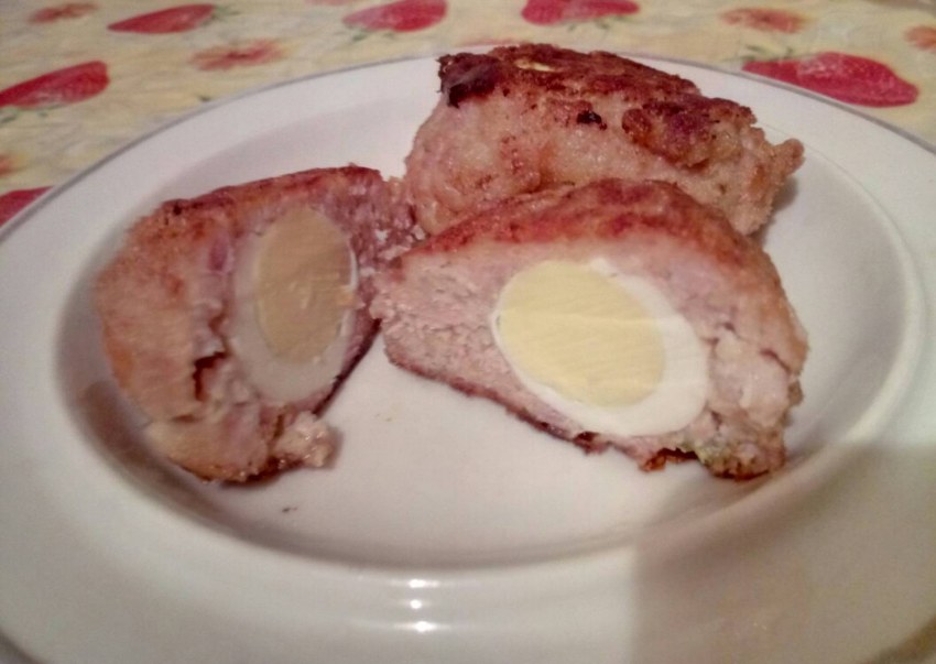 Зразы мясные с начинкой в духовке