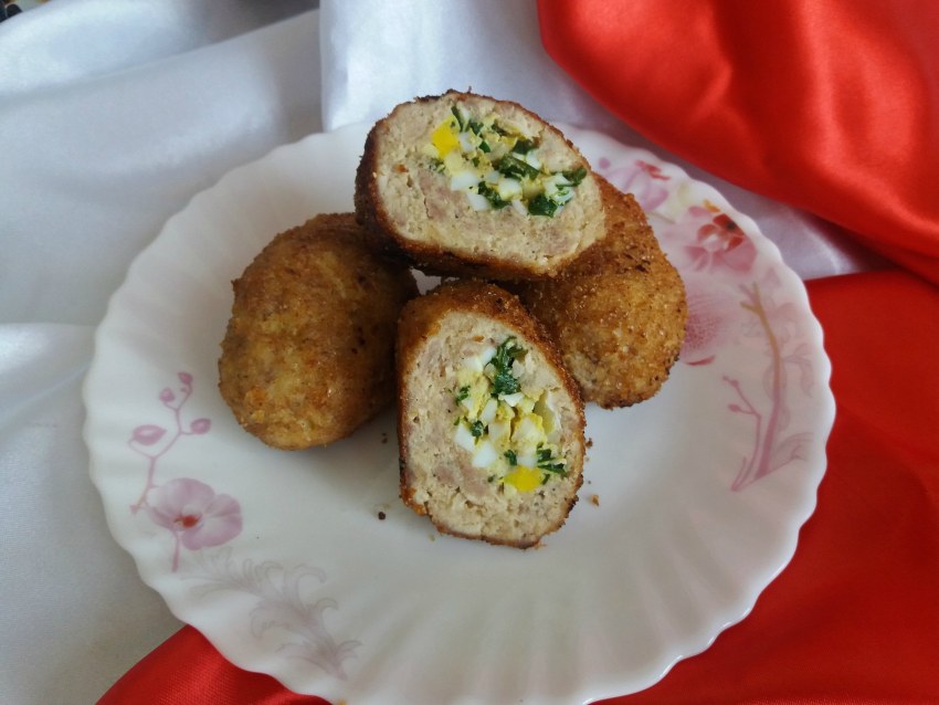Зразы куриные с яйцом