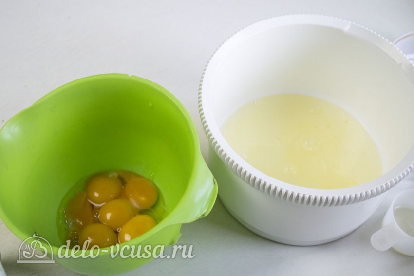 Суфле из желтков для торта