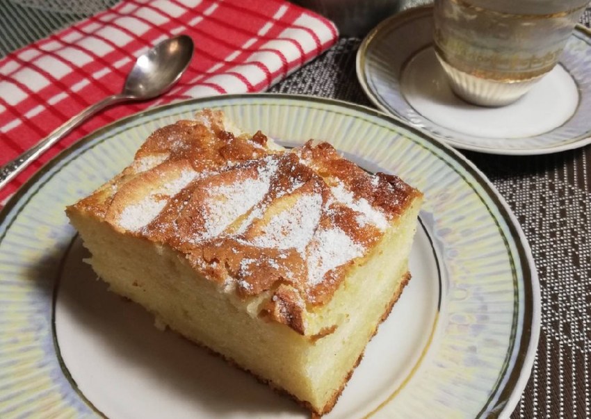 Клубничный пирог с творогом