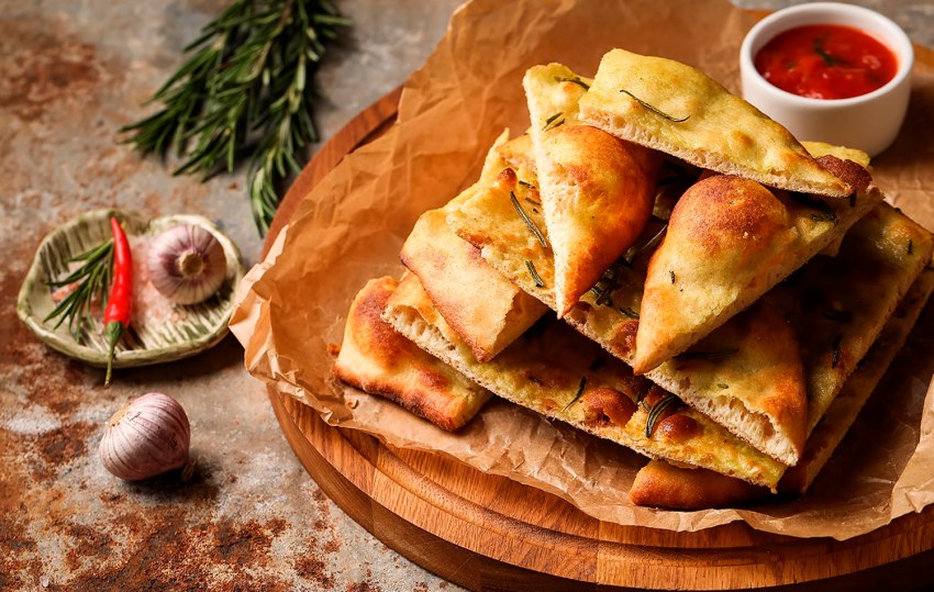 Фокачча (Focaccia) с розмарином