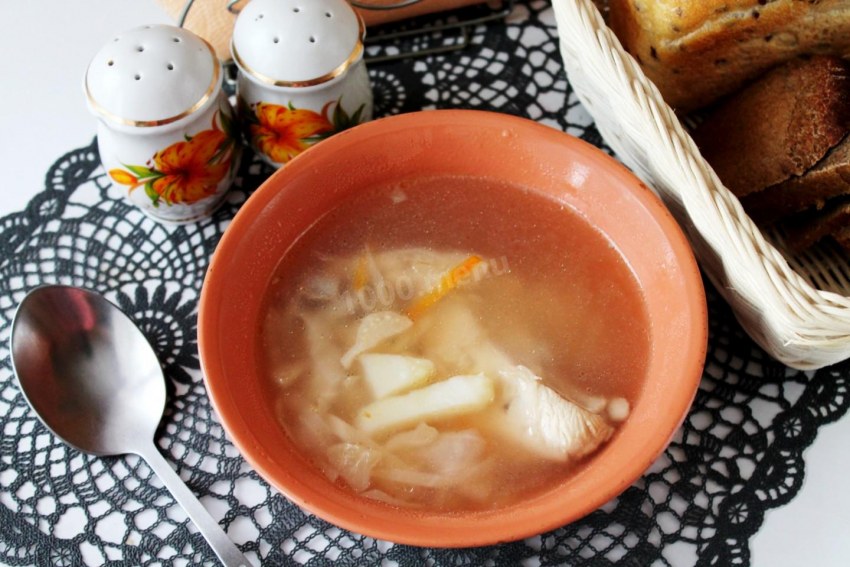 Щи из квашеной капусты с картофелем
